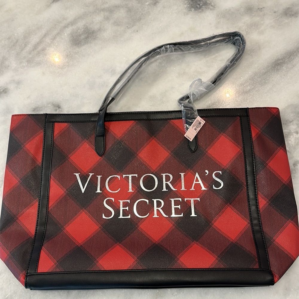 Victoria’s Secret 🔥 Red and Black Plaid Tote Brand New in Original Packing